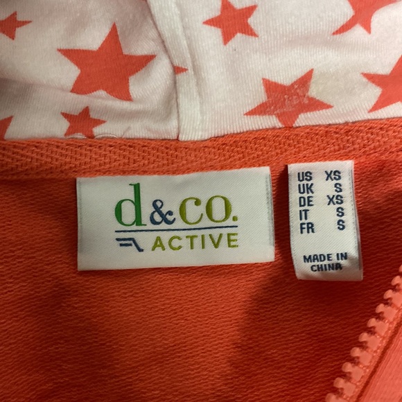 D&co. 1/4 zip hoodie xs - Picture 3 of 3